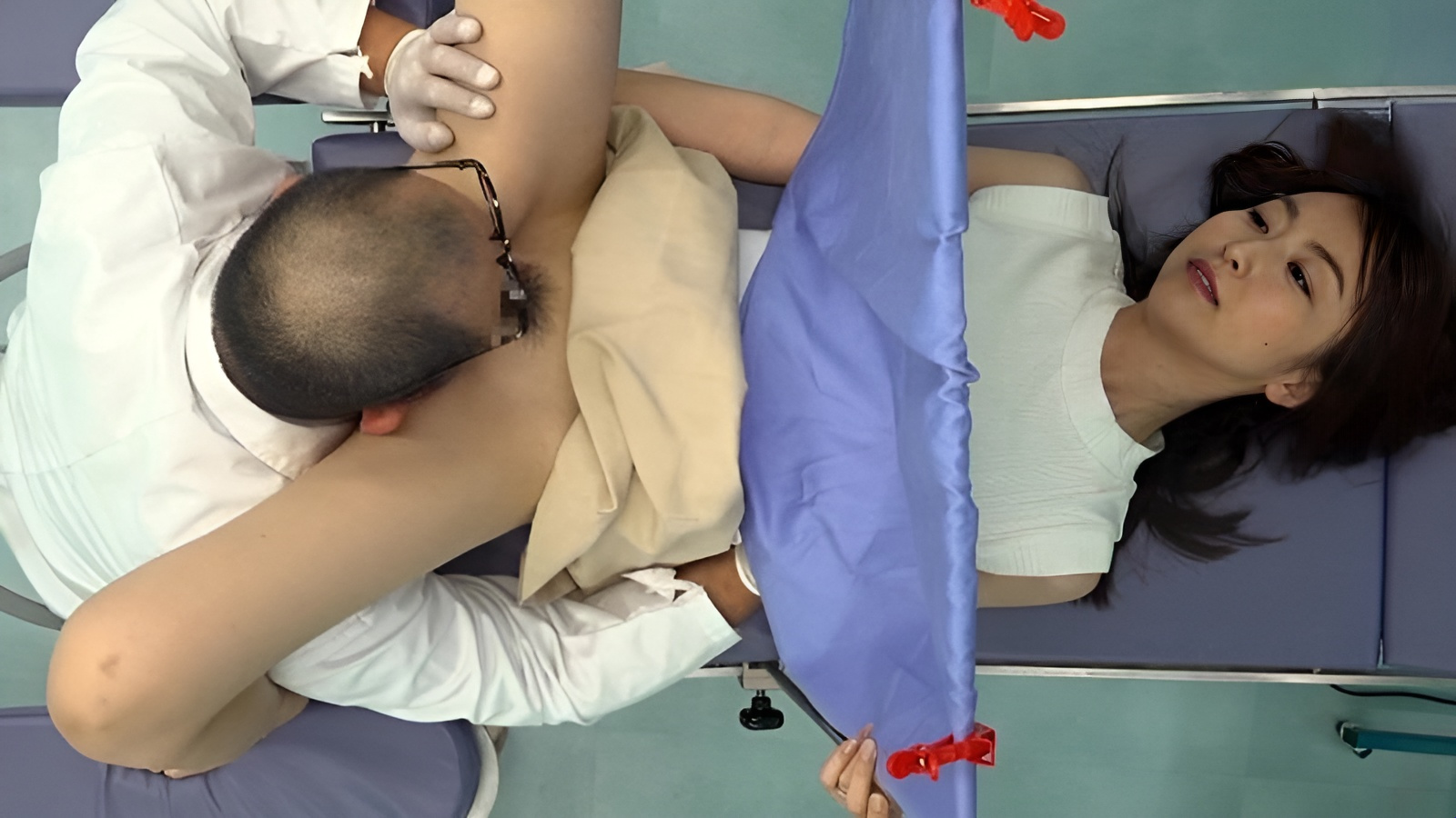 UMD-754 Adik perempuan cantik dan dokter kambing tua